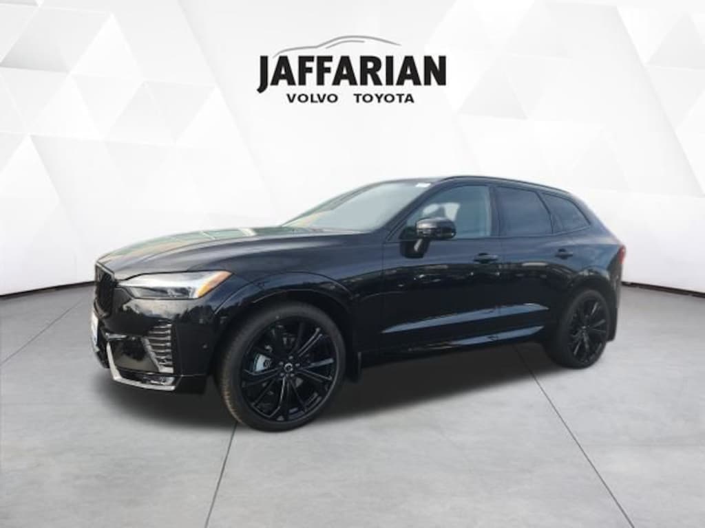 New 2026 Volvo XC60 B5 Ultra Black Edition SUV