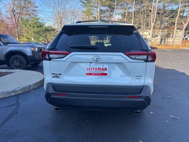 2021 Toyota RAV4 XLE Premium photo 2