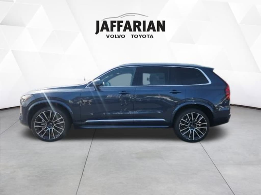 New 2026 Volvo XC90 B6 Plus 7-Seater SUV