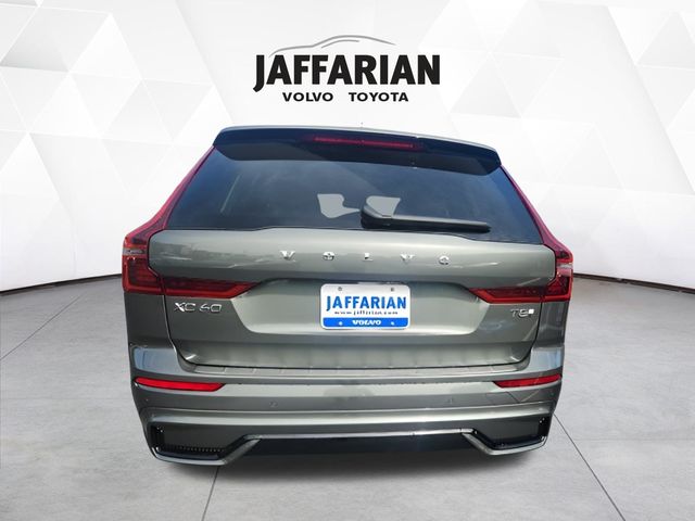 2026 Volvo XC60 Hybrid T8 photo 4