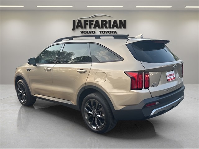 Used 2021 Kia Sorento X-Line with VIN 5XYRKDLFXMG016408 for sale in Haverhill, MA