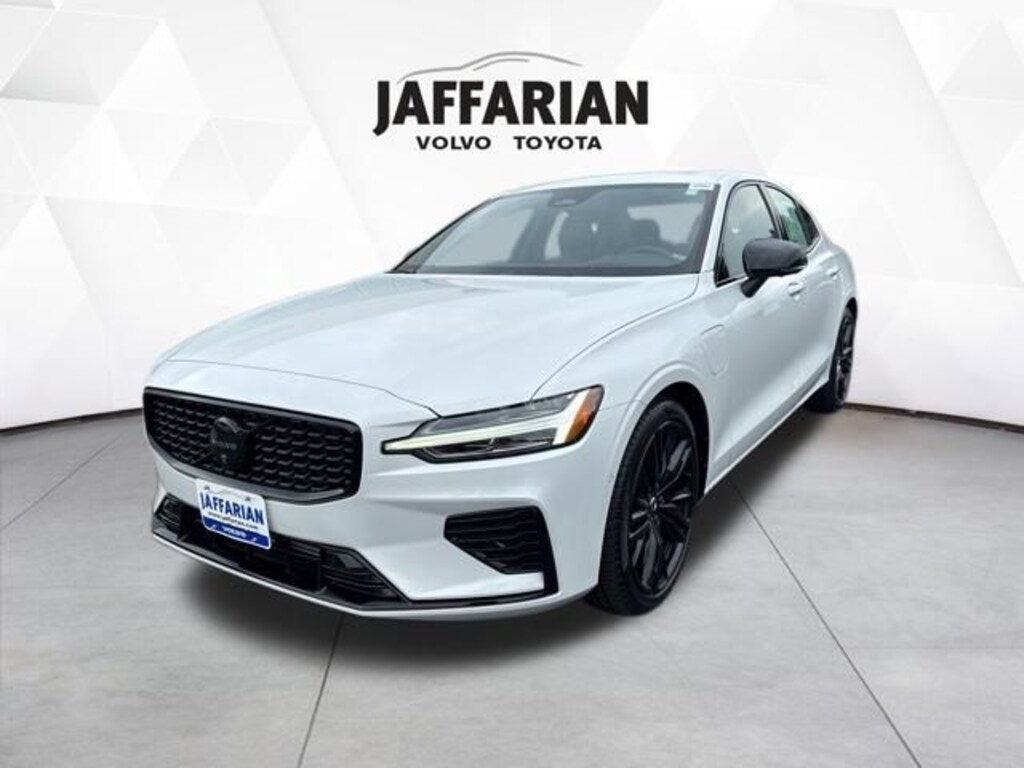 Certified 2025 Volvo S60 Plug-In Hybrid T8 Ultra Black Edition Sedan