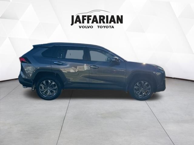 2022 Toyota RAV4 Hybrid Limited photo 3