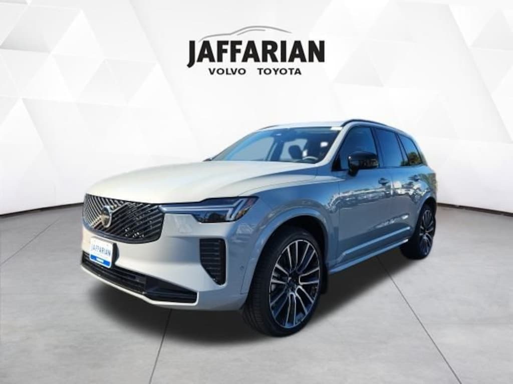 New 2026 Volvo XC90 B6 Ultra Dark Theme 7-Seater SUV