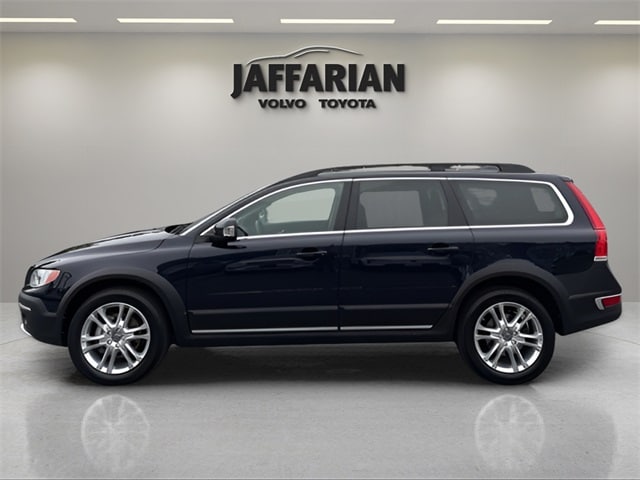 Used 2016 Volvo XC70 Premier with VIN YV4612NK7G1244386 for sale in Haverhill, MA