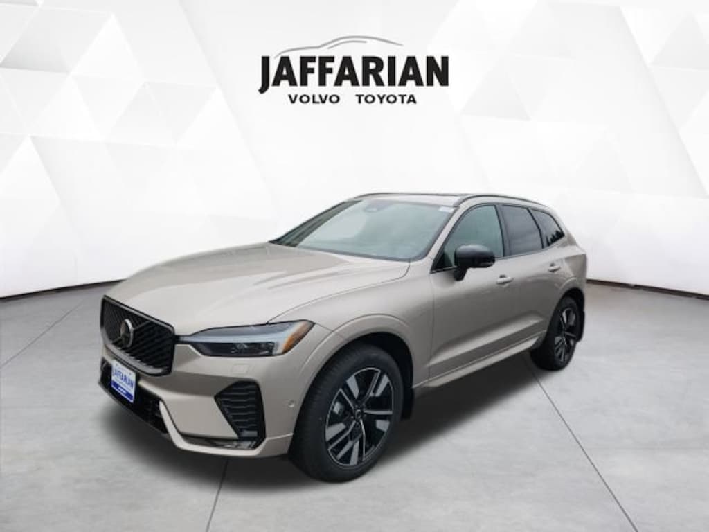 New 2026 Volvo XC60 B5 Plus SUV