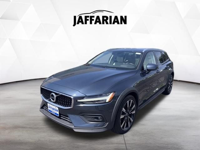 2021 Volvo V60 Cross Country T5 AWD Cross Country's photo