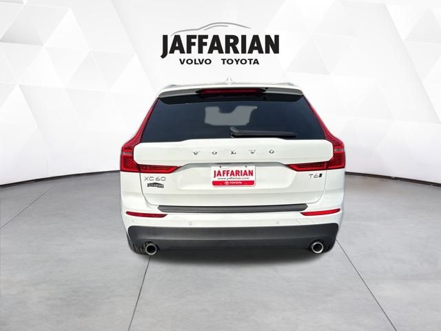 2020 Volvo XC60 T6 Momentum photo 4