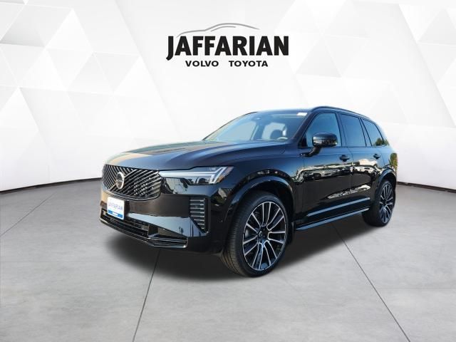 2026 Volvo XC90 photo 2
