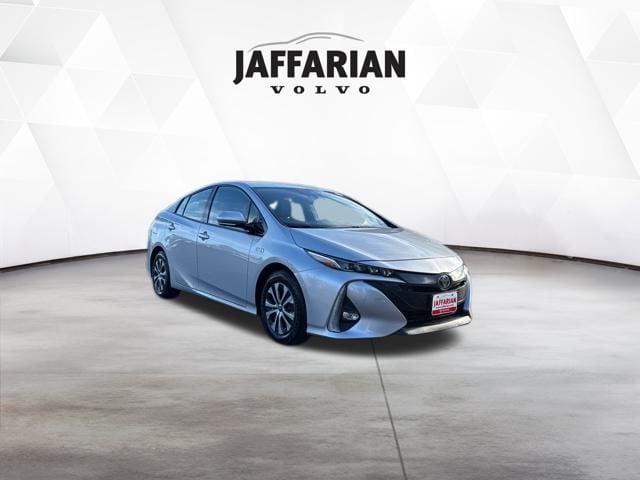 2020 Toyota Prius Prime Limited's photo