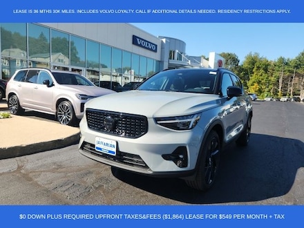 2026 Volvo XC40 B5 Ultra Black Edition SUV