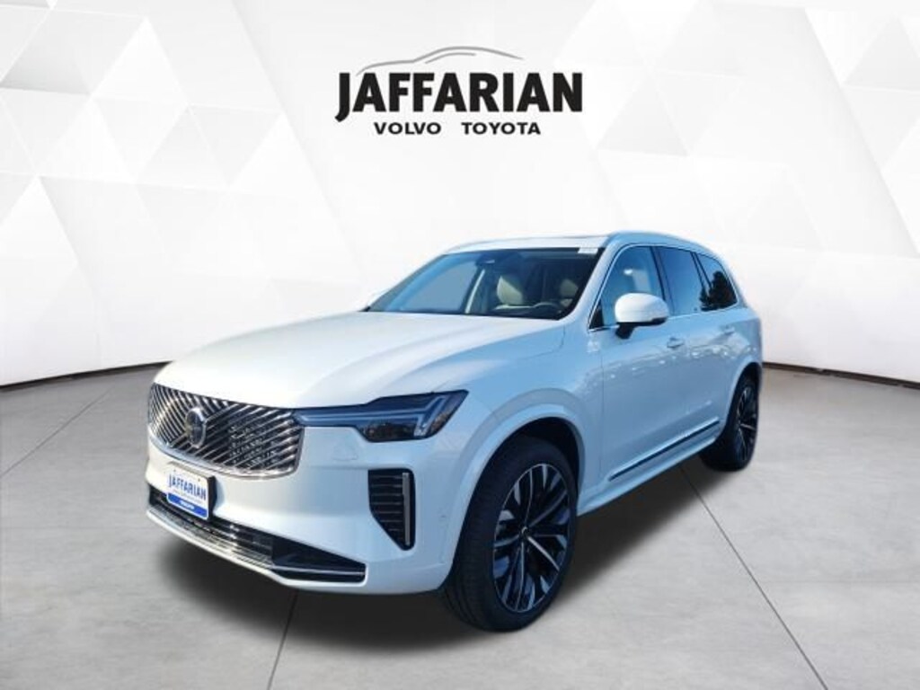 New 2026 Volvo XC90 B6 Ultra 7-Seater SUV