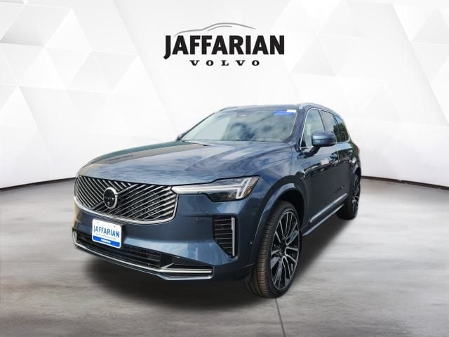 2026 Volvo XC90 Plus's photo