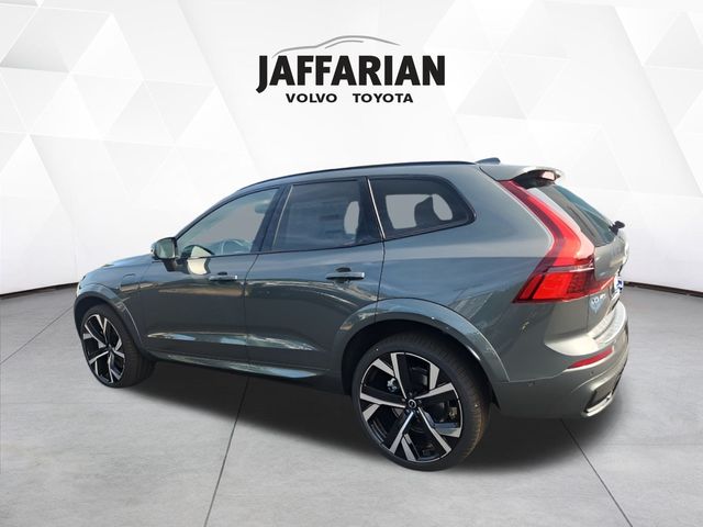 2026 Volvo XC60 Hybrid T8 photo 3