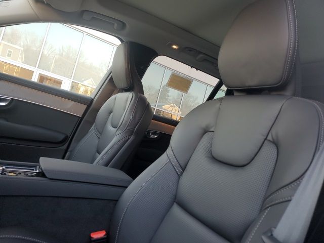 2026 Volvo XC90 Ultra - Photo 8