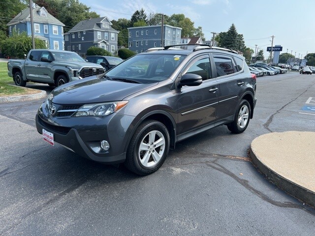 Used 2013 Toyota RAV4 XLE with VIN JTMRFREV9D5020884 for sale in Haverhill, MA