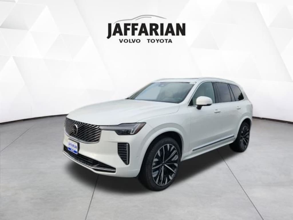 New 2026 Volvo XC90 B6 Plus 7-Seater SUV