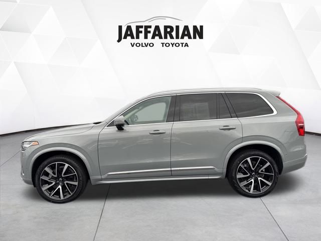 2024 Volvo XC90 B5 Plus photo 3