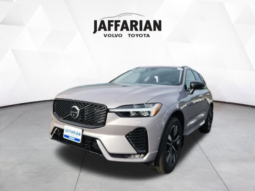 New 2026 Volvo XC60 B5 Plus SUV