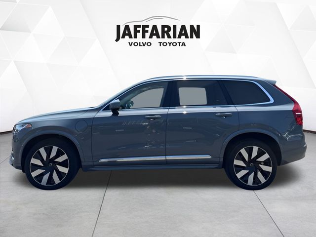 2023 Volvo XC90 Recharge Ultimate AWD photo 2