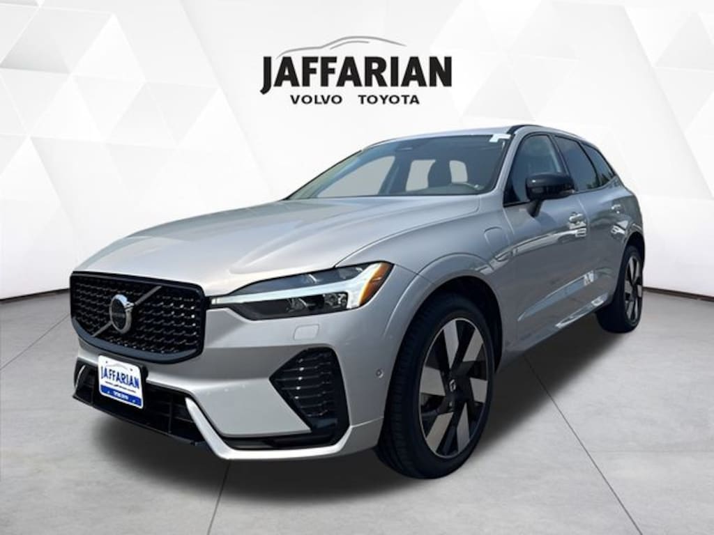 Certified 2024 Volvo XC60 Recharge Plug-In Hybrid T8 Plus Dark Theme SUV