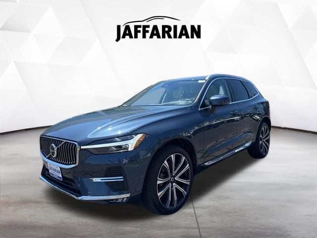 2023 Volvo XC60 B5 Ultimate Bright Theme AWD's photo