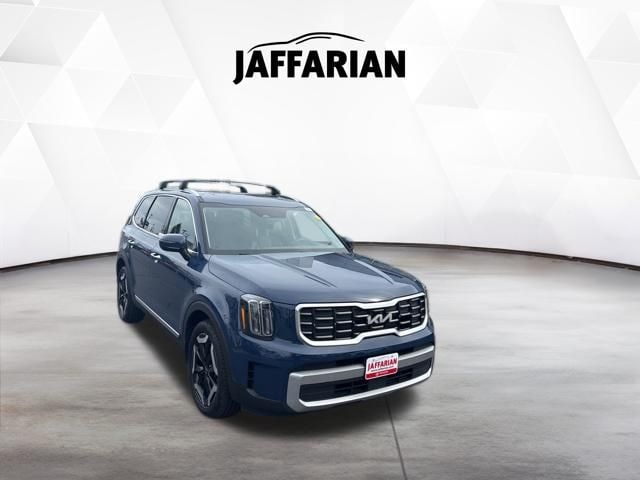 DYNAMIC_PREF_LABEL_INVENTORY_FEATURED_USED_INVENTORY_FEATURED1_ALTATTRIBUTEBEFORE 2023 Kia Telluride S SUV DYNAMIC_PREF_LABEL_INVENTORY_FEATURED_USED_INVENTORY_FEATURED1_ALTATTRIBUTEAFTER