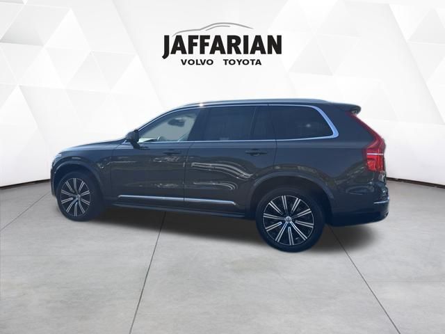 2024 Volvo XC90 B5 Core photo 2