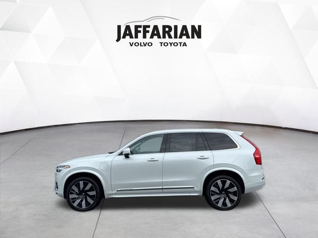 2024 Volvo XC90 Recharge T8 Plus photo 3