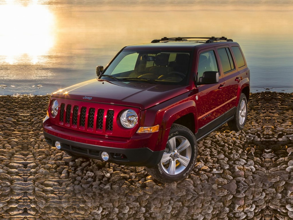 Used 2014 Jeep Patriot Latitude 4x4 SUV