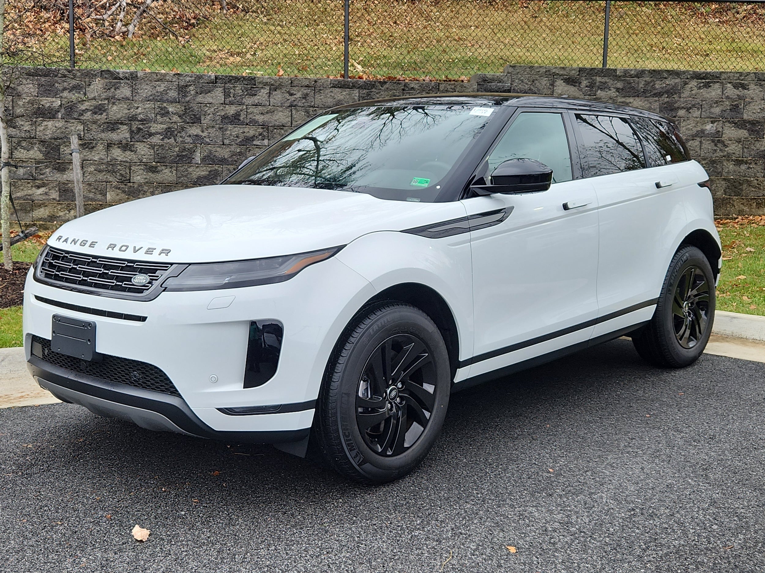 2026 Land Rover Range Rover Evoque