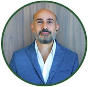 Staff member KASRA KASSIRI from ID_5258c7