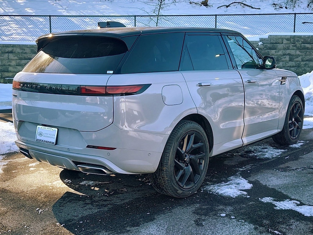 New 2025 Land Rover Range Rover Sport Dynamic SE P400 Dynamic SE