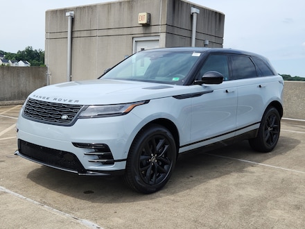 2026 Land Rover Range Rover Velar P250 Dynamic SE SUV
