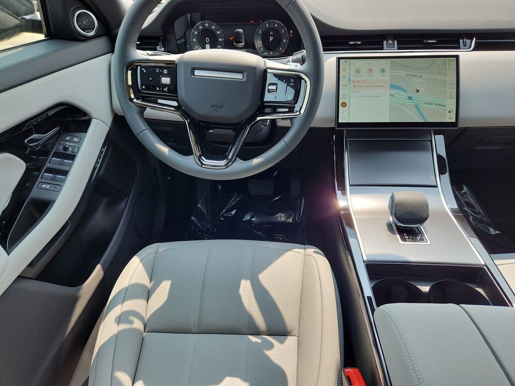 Used 2026 Land Rover Range Rover Evoque Core S SUV