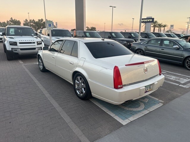 2007 Cadillac DTS Luxury I photo 2