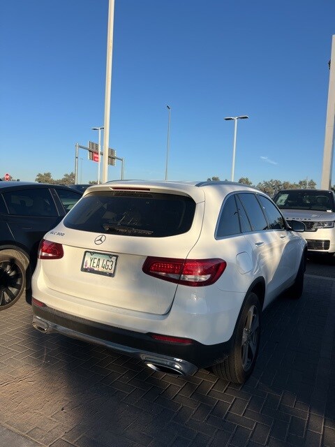 2016 Mercedes Benz GLC 300 photo 2