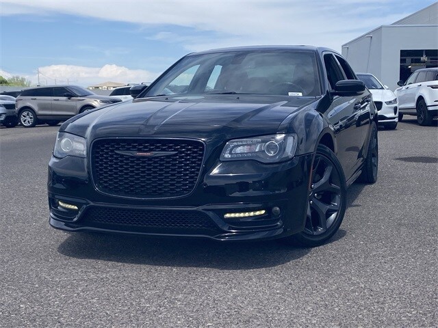 2021 Chrysler 300 S photo 3