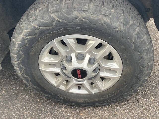 2023 Gmc Sierra 2500 HD SLE photo 4