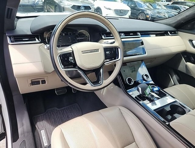 2022 Land Rover Range Rover Velar P250 R-Dynamic S photo 2