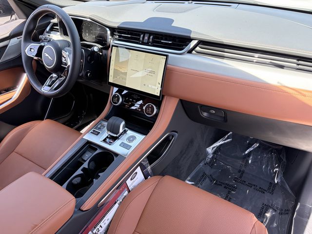 2026 Jaguar F-Pace R-Dynamic S - Photo 11
