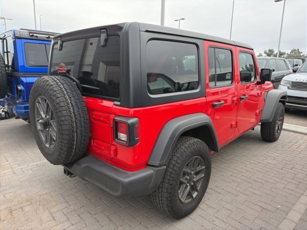 Used 2025 Jeep Wrangler Sport SUV