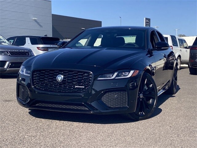 2024 Jaguar XF P300 R-Dynamic SE photo 3