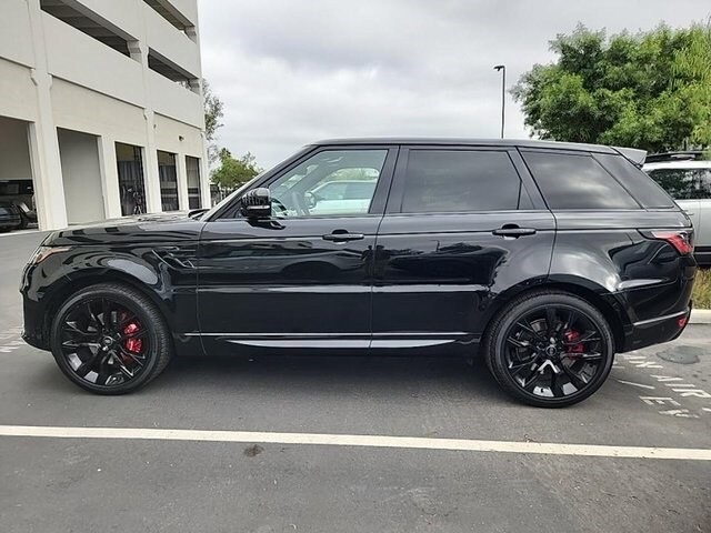 2022 Land Rover Range Rover Sport HST photo 2