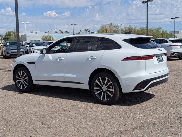 2026 Jaguar F-PACE P250 R-Dynamic S photo 4