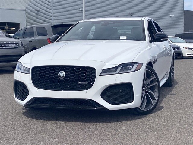 2024 Jaguar XF P300 R-Dynamic SE photo 3
