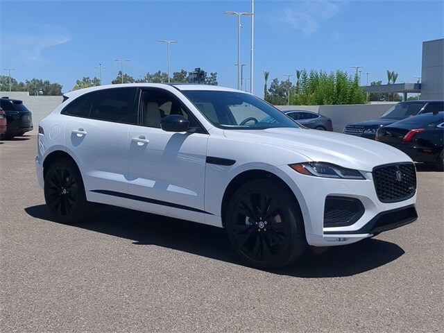 2025 Jaguar F-PACE P250 R-Dynamic S photo 4