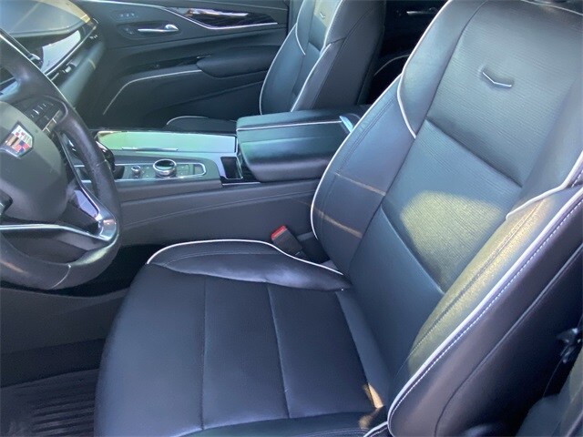 2021 Cadillac Escalade Sport photo 3