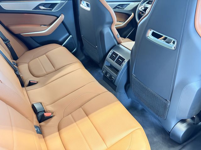 2026 Jaguar F-Pace R-Dynamic S - Photo 12