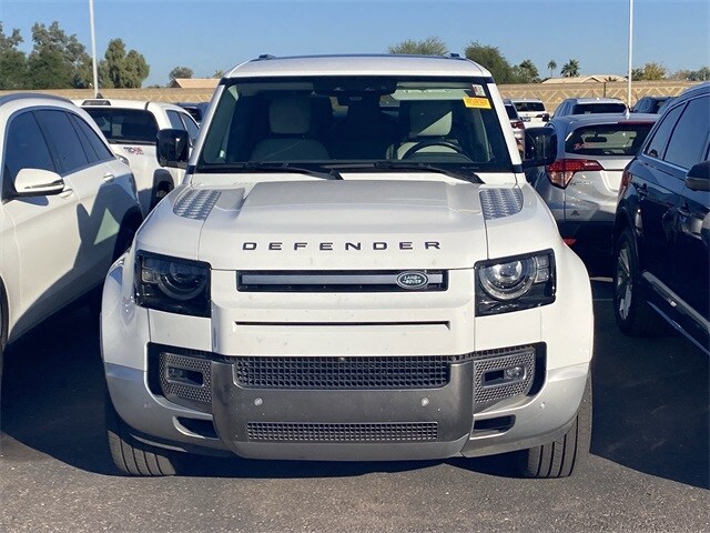 2023 Land Rover Defender 130 First Edition photo 2